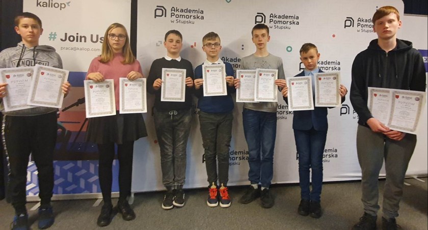 Jakub Zabłocki i Oskar Hamerski finalistami konkursu matematycznego
