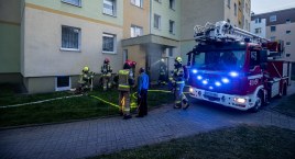 Pożar piwnicy w bloku przy Rzepakowej (FOTO, WIDEO)