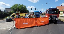 Rowerzystka potrącona na skrzyżowaniu Tucholskiej z Gdańską w Chojnicach nie żyje