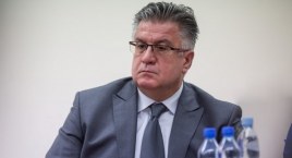Maciej Polasik, dyrektor szpitala dostał 8000 złotych brutto podwyżki