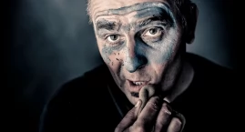 Kaskaderzy teatru: przedmioty, które ożywają na scenie