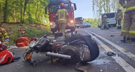 Wypadek motocyklisty w okolicach Wolności. Mężczyzna trafił do szpitala śmigłowcem LPR