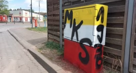 „To nie my”. 16-latkowie nie przyznają się do pomalowania skrzynek w Chojnicach