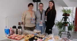Ozdoby wielkanocne na stół, datki na leczenie Aleksa