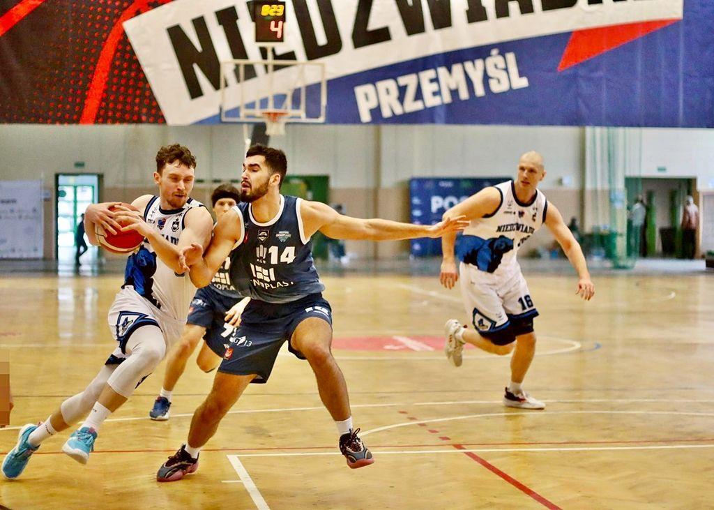 Solidnie, ale bez szaleństw, czyli 17. triumf Przemyskich Niedźwiadków [ZDJĘCIA]