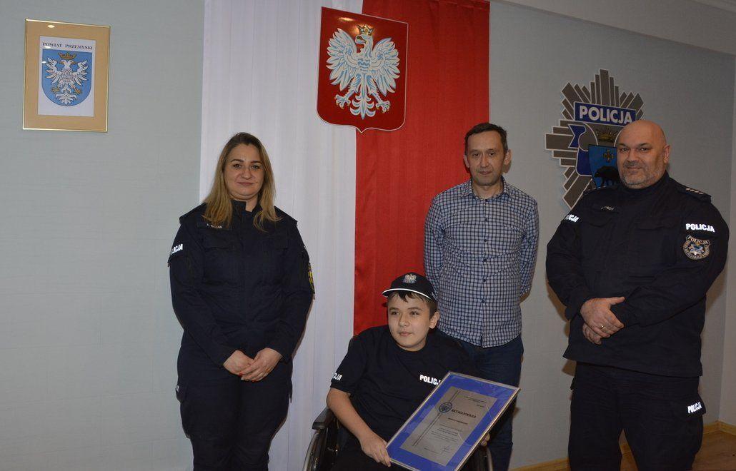 12-letni Gabriel honorowym policjantem miejskiej komendy w Przemyślu [ZDJĘCIA]