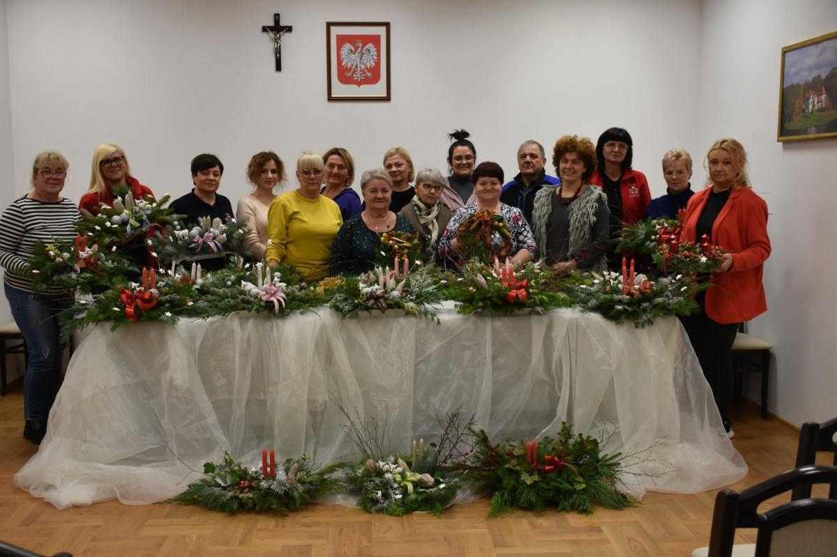 Świąteczne warsztaty z mistrzynią florystyki [ZDJĘCIA]