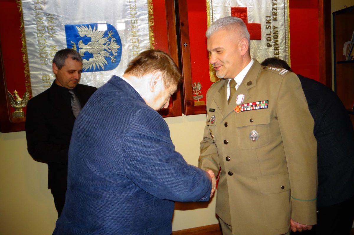 Pomaganie mają we krwi. Strażnicy graniczni z tytułami HDK