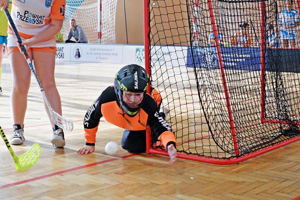 Sportowy hołd oddany pancerniakom. Nowy projekt na mapie polskiego unihokeja [ZDJĘCIA]