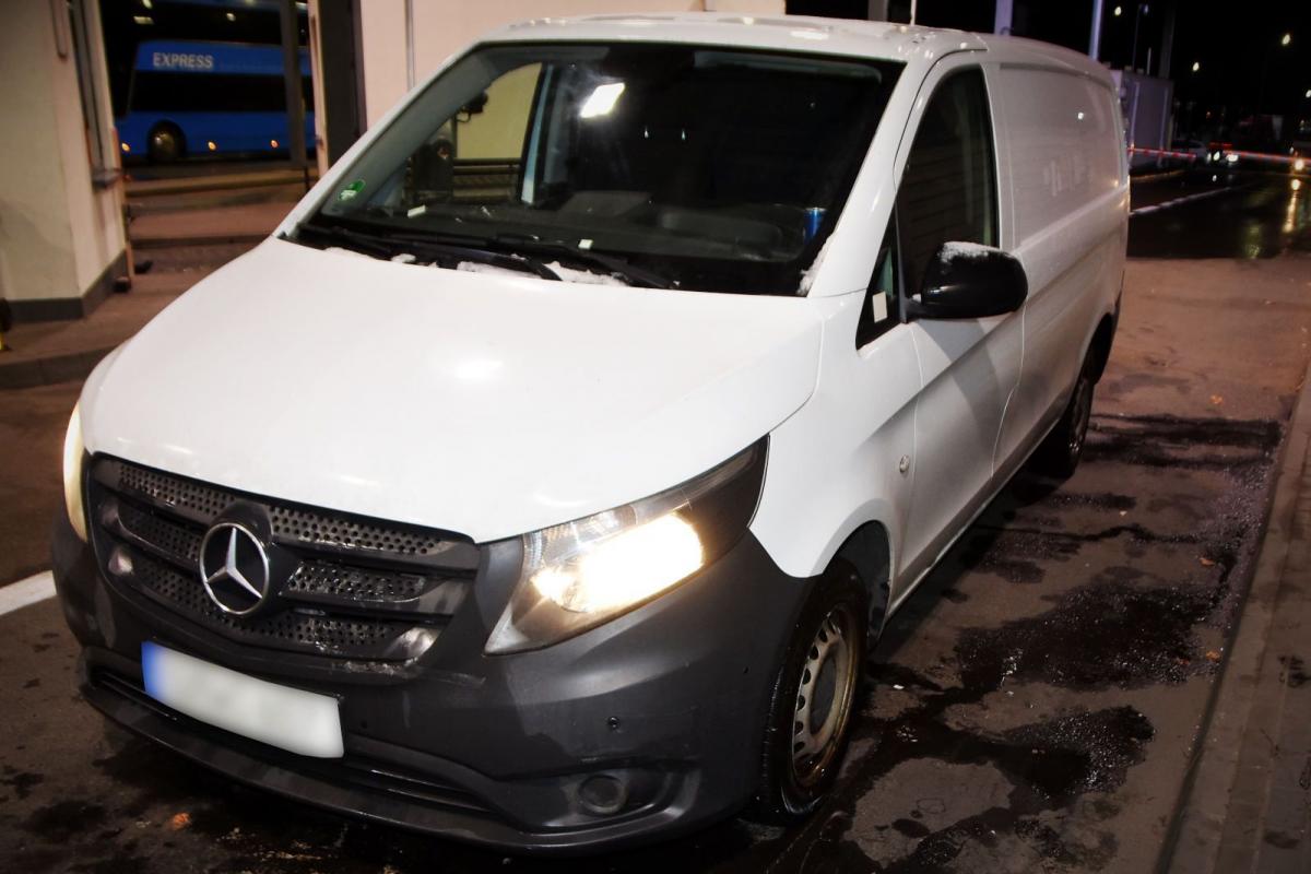 Ten mercedes na Ukrainę nie wjechał 