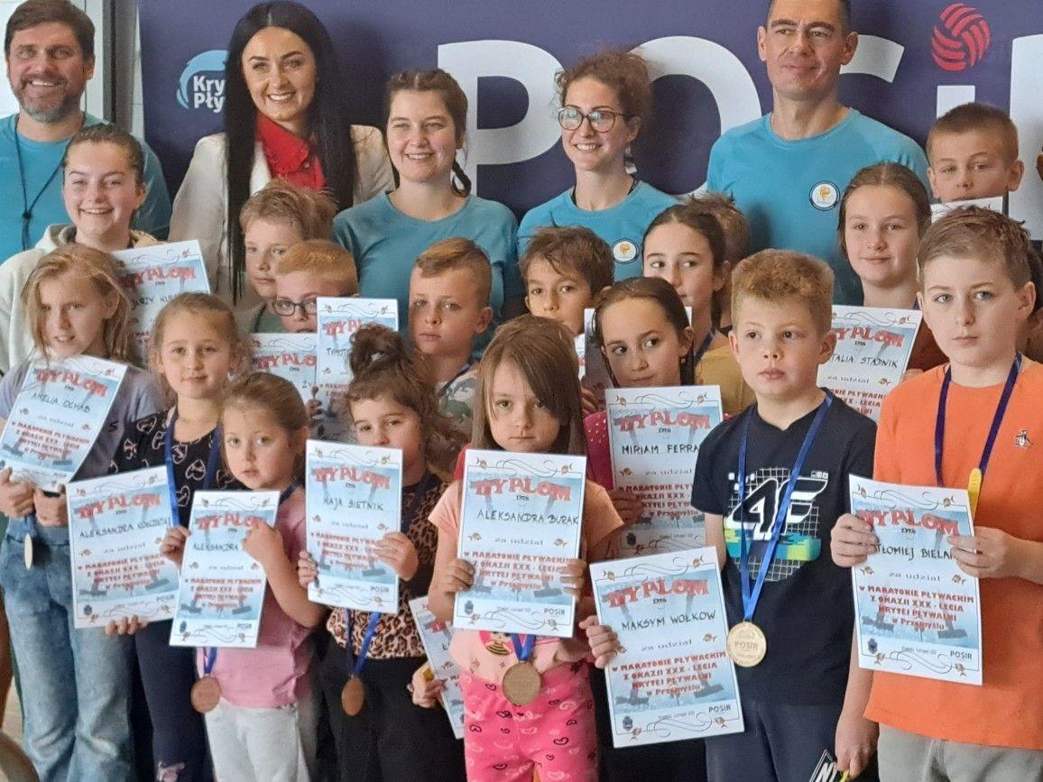 Ponad 169 przepłyniętych km na 30. urodziny pływalni w Przemyślu [ZDJĘCIA]