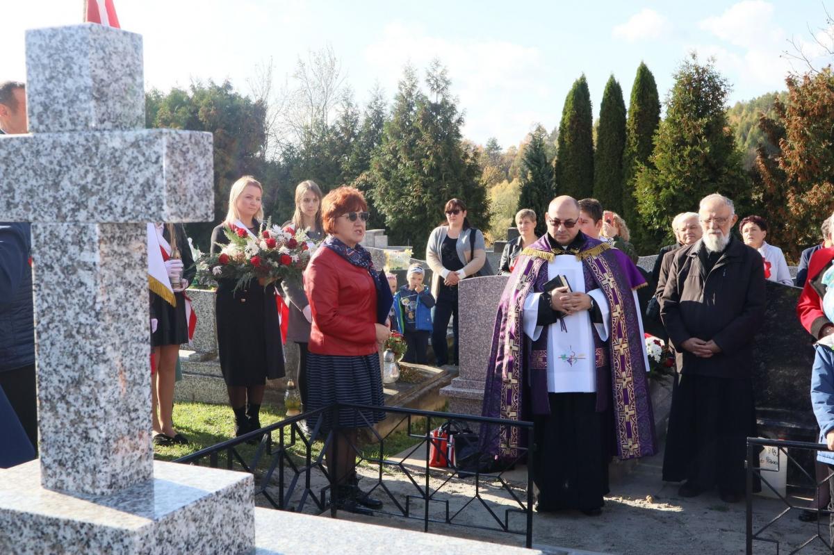 Nagrobek ks. Sapiehy w Łętowni odnowiony i poświęcony [ZDJĘCIA]