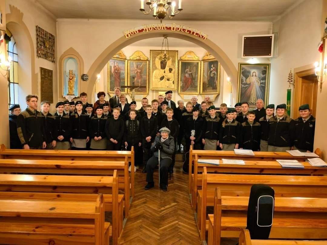 Przemyscy harcerze pamiętają o Szarych Szeregach