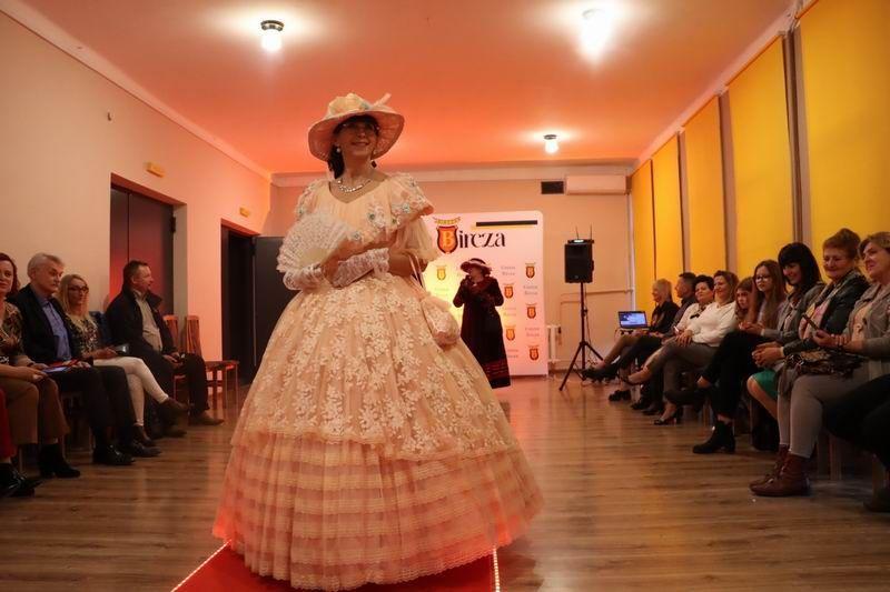 Kulinaria, kreatywne rękodzieło, moda i kultura do wyboru [ZDJĘCIA]
