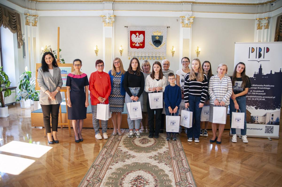Konkurs na Recenzję Literacką „Fascynująca wakacyjna książka” rozstrzygnięty