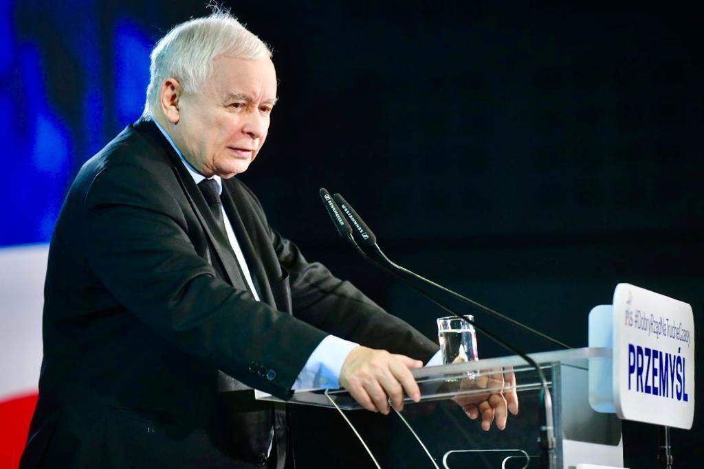 O unijkach, partii niemieckiej, lwach i wężach... Prezes PiS Jarosław Kaczyński w Przemyślu