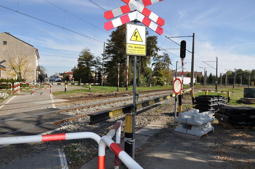  Remont linii kolejowej nr 102. Utrudnienia przy Mickiewicza i Obozowej nie potrwają długo