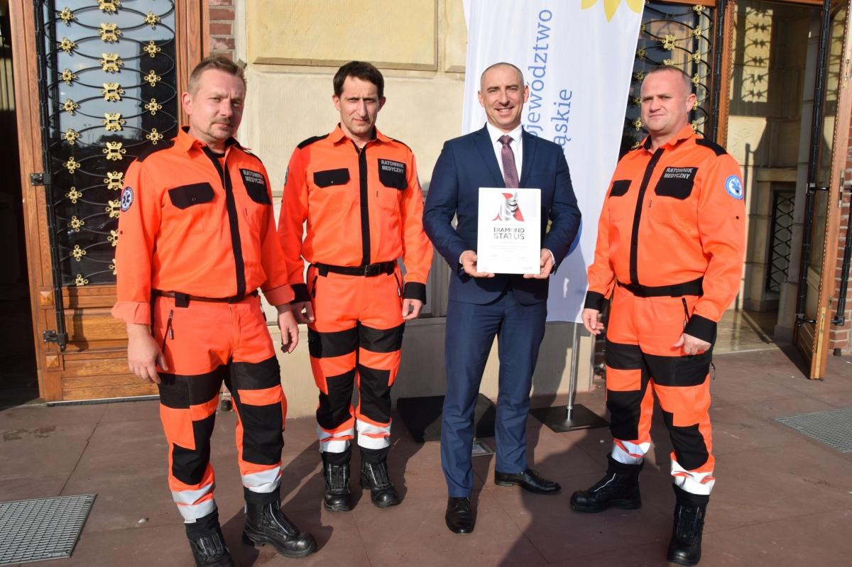 Przemyskie pogotowie z diamentową nagrodą. Jako pierwsze i jedyne Pogotowie Ratunkowe w Polsce!