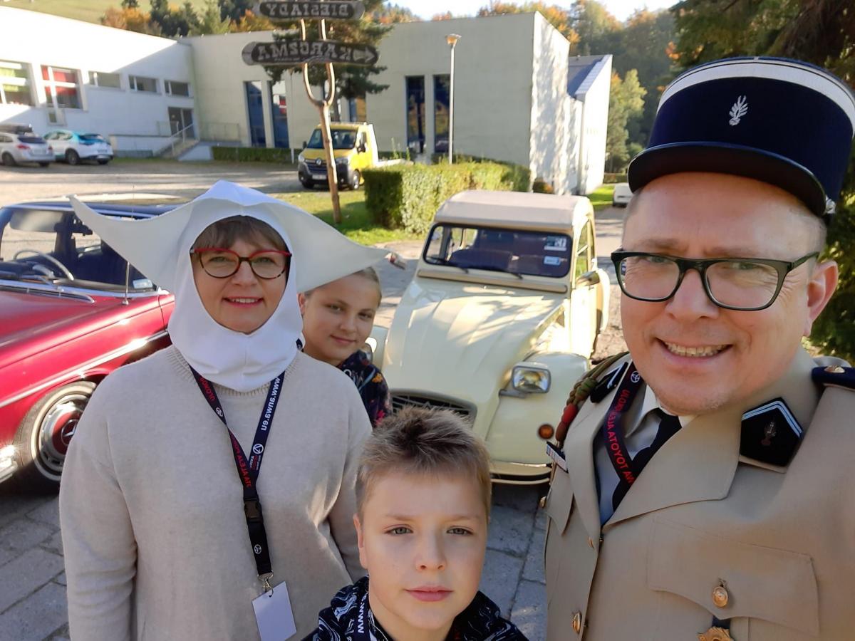 Nagrody na rajdzie oldtimerów dla rodziny Kuligowskich! Wyjątkowa eskapada przemyślan [ZDJĘCIA]