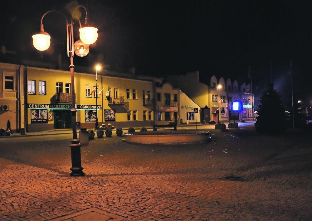 Gminy oszczędzają prąd, by zmniejszyć rachunki. Niektóre już gaszą latarnie, inne zapowiadają oszczędności