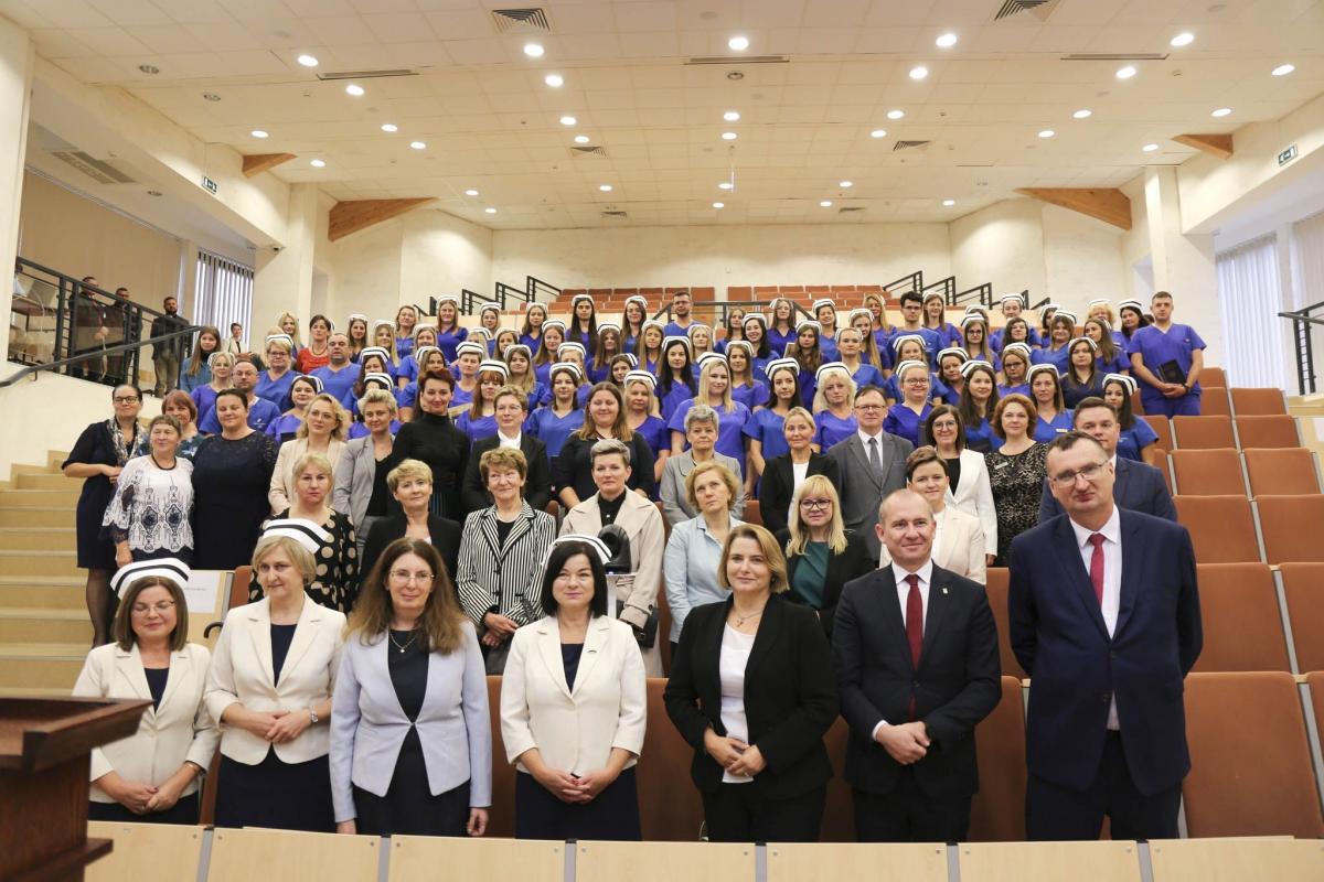 W Jarosławiu odbyło się uroczyste czepkowanie [ZDJĘCIA]