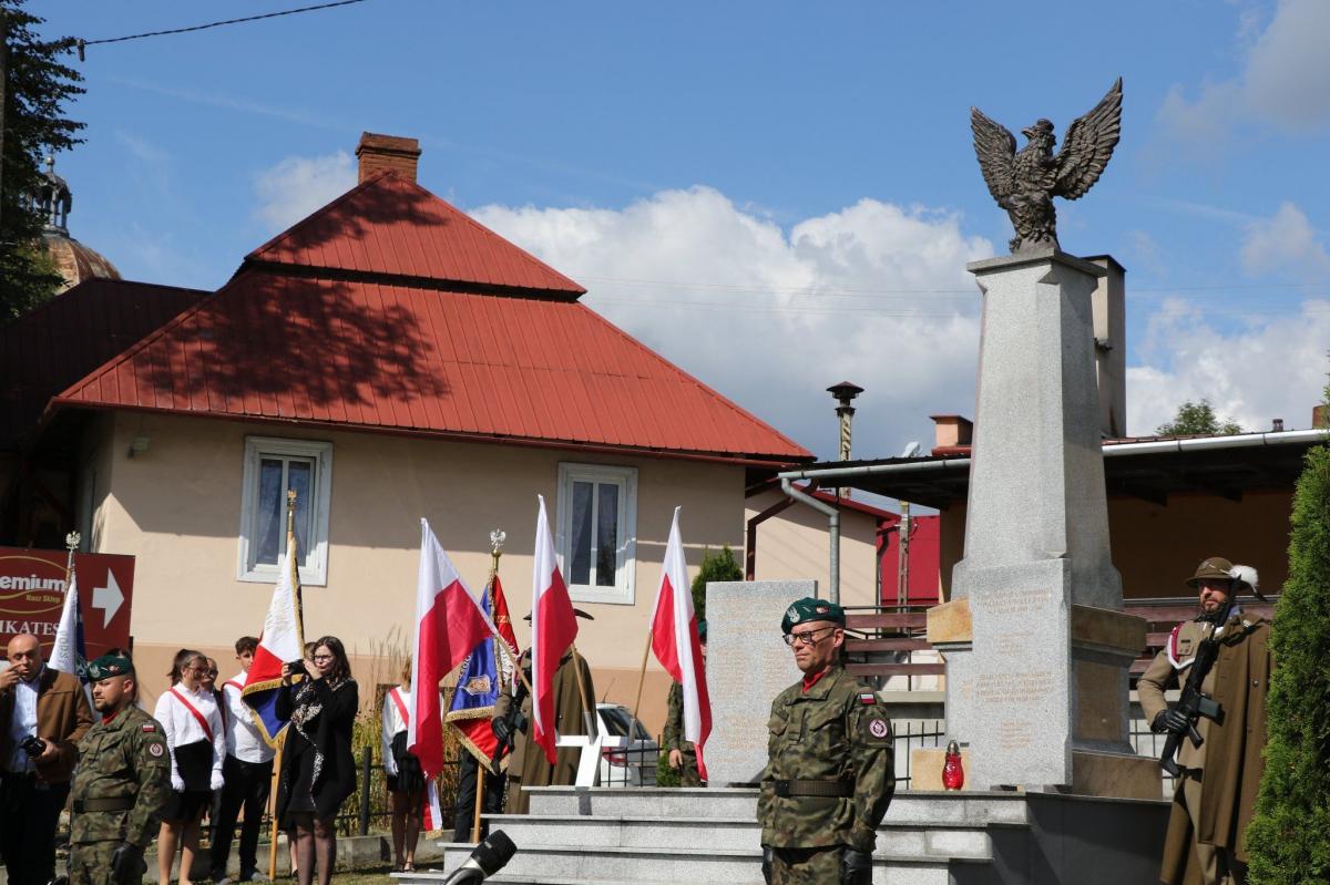 W Krzywczy wciąż pamiętają o swoich bohaterach [ZDJĘCIA]