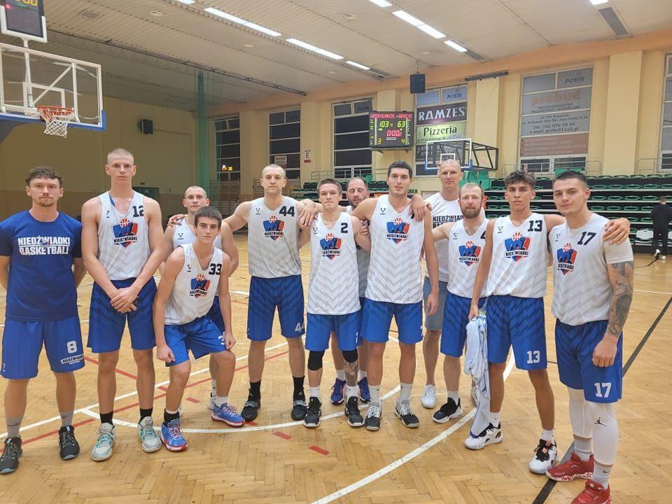 Zapraszamy na Mistrzostwa Podkarpacia w koszykówce. Uwaga, ważna zmiana w programie!