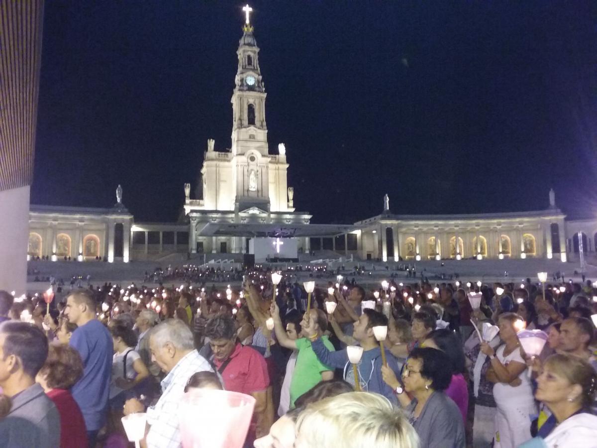 To jedno z największych na świecie sanktuariów maryjnych. Fatima [ZDJĘCIA]