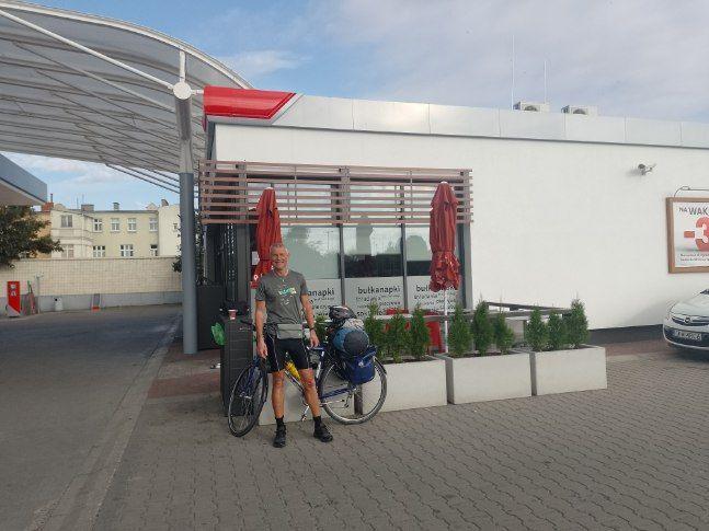 Szwed przejechał rowerem z Gdyni do Przemyśla. Dla Ukrainy
