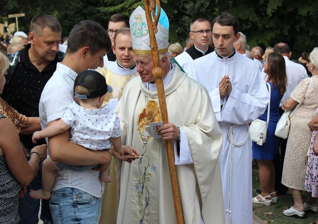 Aby nikomu nie zabrakło chleba. 39. dożynki archidiecezjalne za nami [ZDJĘCIA]