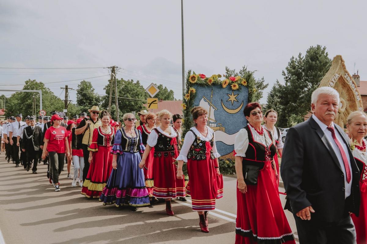 15 dożynkowych wieńców, a każdy wyjątkowy i oryginalny [ZDJĘCIA]