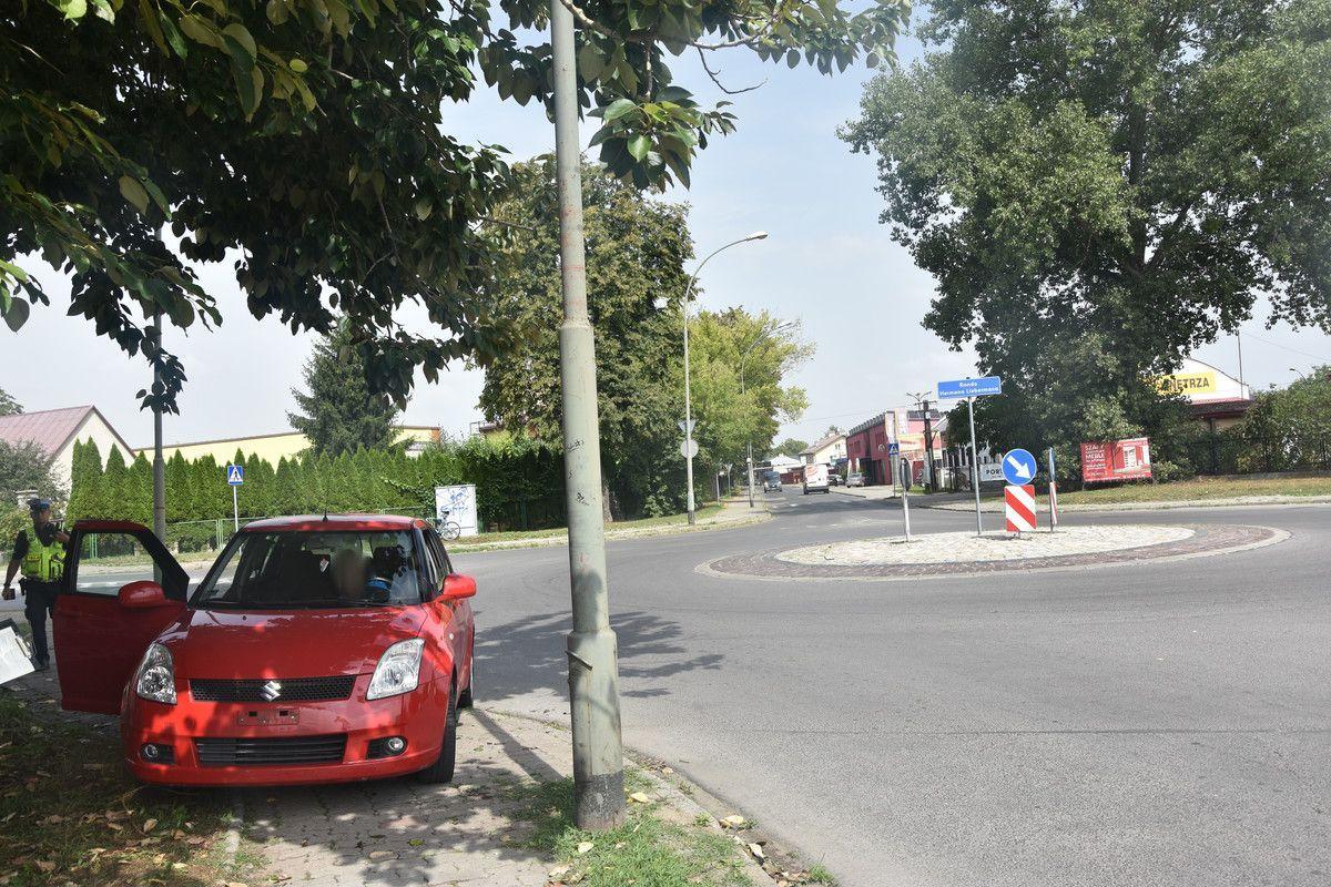 Wypadek w Przemyślu. Potrącenie rowerzysty na rondzie Liebermana. Trafił do szpitala