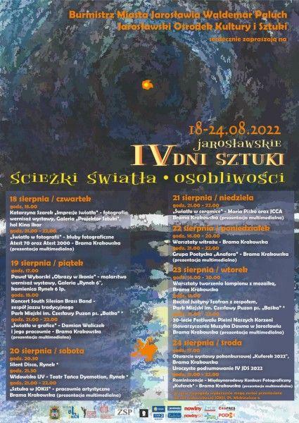 Sierpniowe „Ścieżki światła. Osobliwości