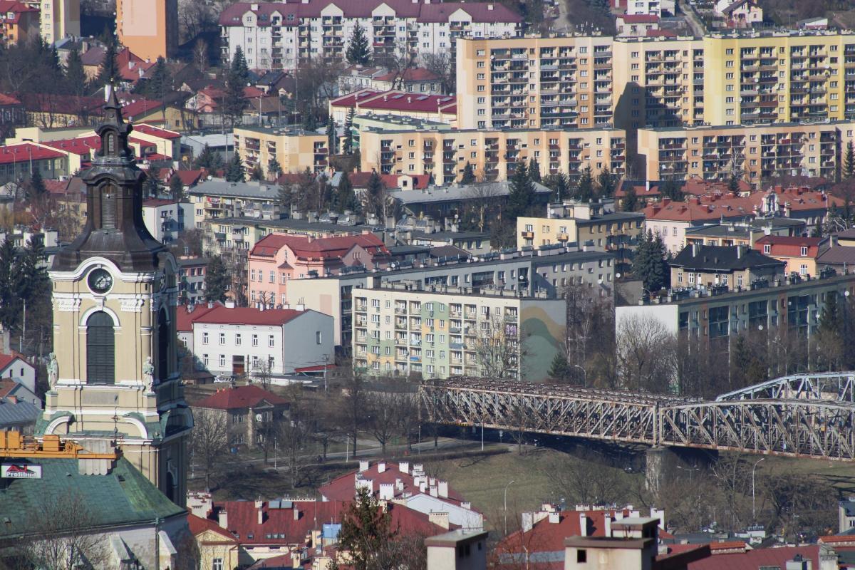 Prowadzisz firmę w okolicy przemyskiego Rynku? Sprawdź, czy nie musisz zmienić szyldu