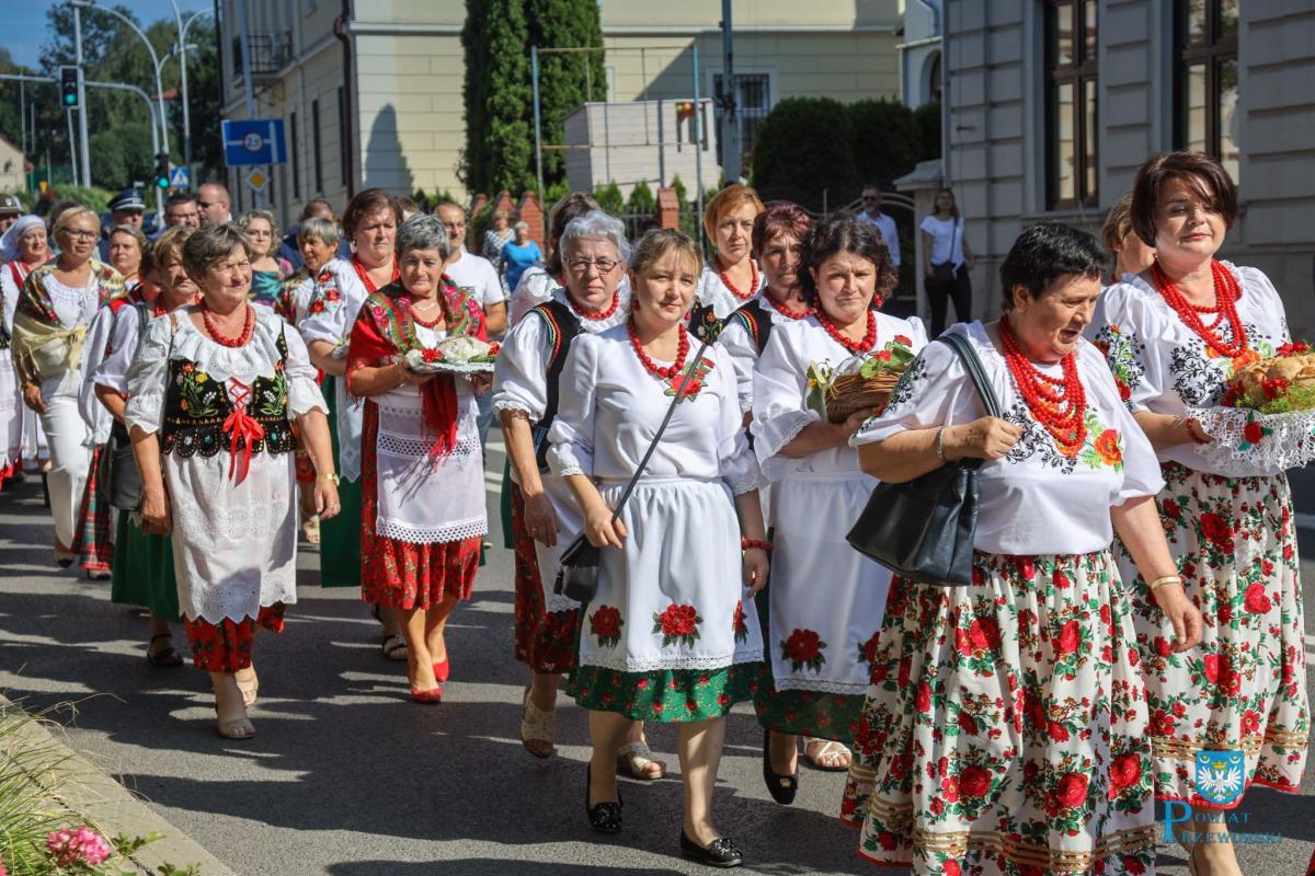 XV Powiatowe Święto Chleba już za nami [ZDJĘCIA]