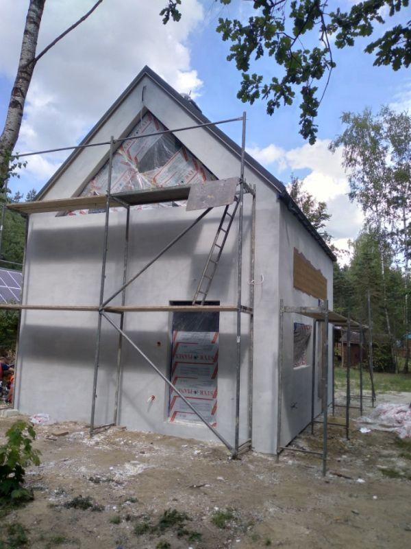 Spadł z dachu podczas prac remontowych 