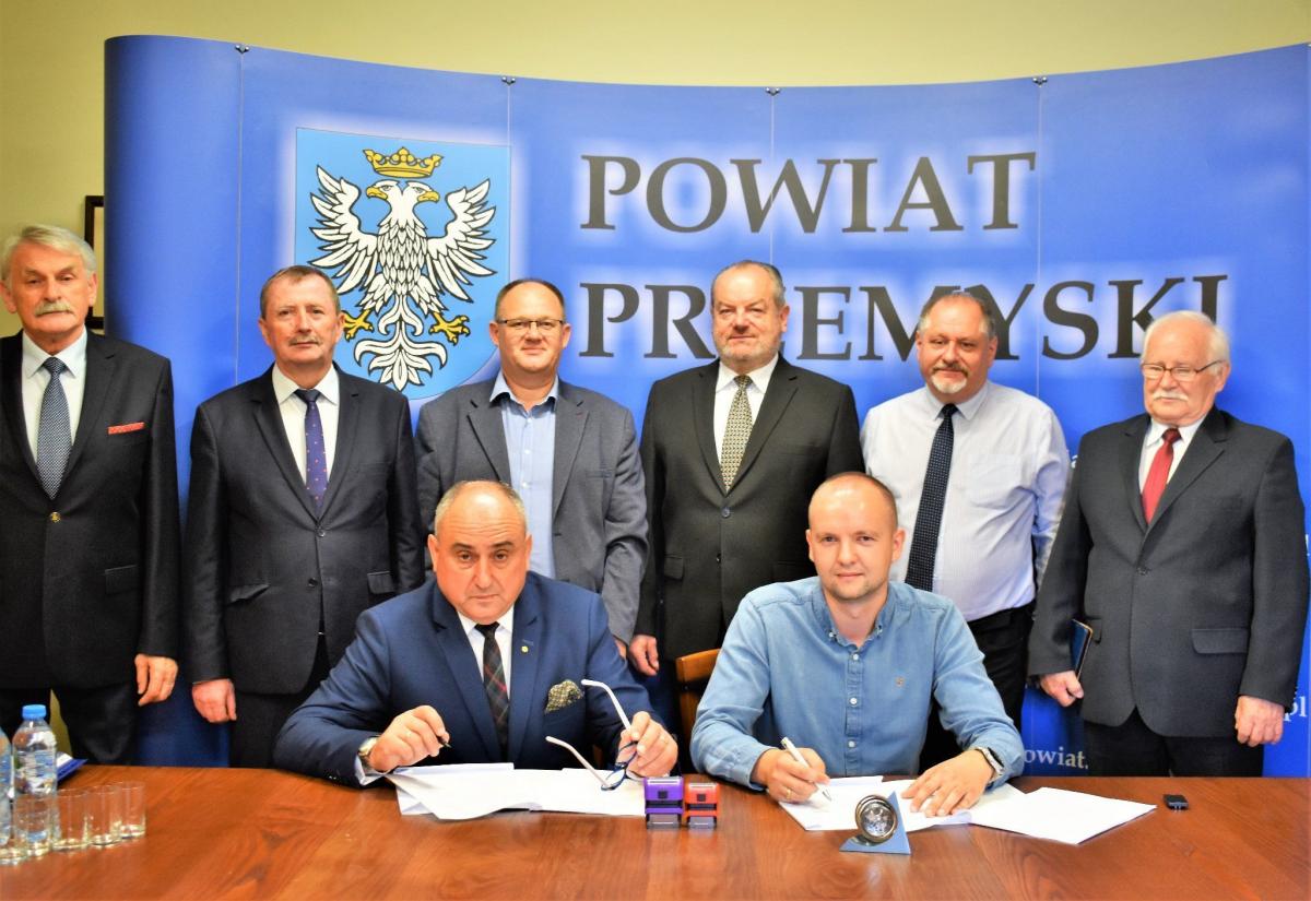 Niebawem zacznie się budowa mostu na Sanie