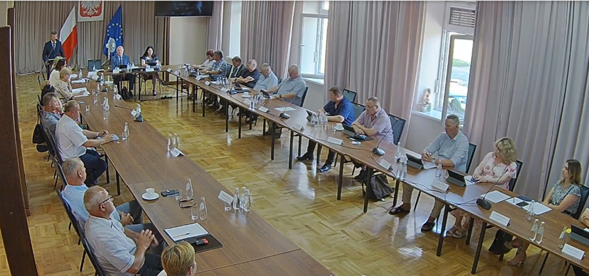 W Radymnie zgodnie i bez dyskusji. Przyznano wotum zaufania i absolutorium burmistrzowi