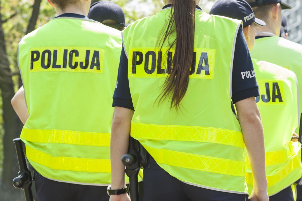 Na służbie również po służbie  