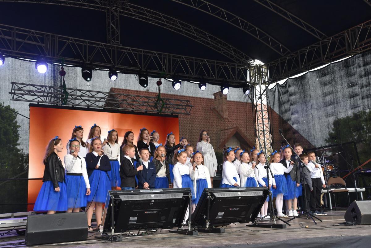 Koncert uwielbienia w rozborzańskiej parafii