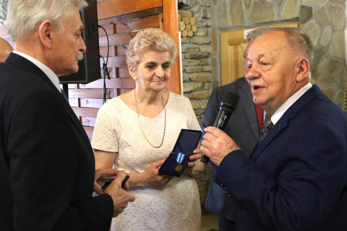 Uhonorowano wyróżniających się sołtysów i wspierających ich w działaniach samorządowców [ZDJĘCIA]