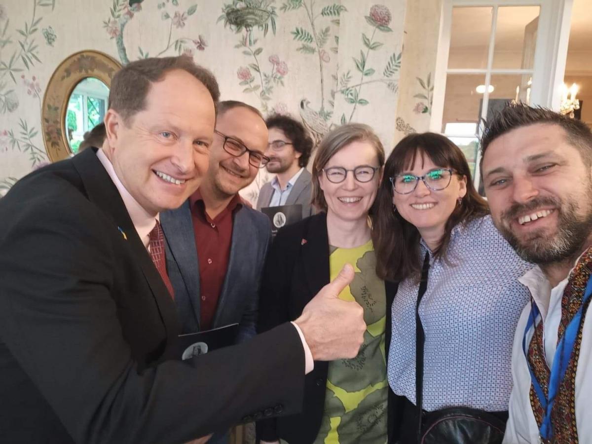 Ambasador USA w Polsce osobiście podziękował wolontariuszom z „Folkowiska”
