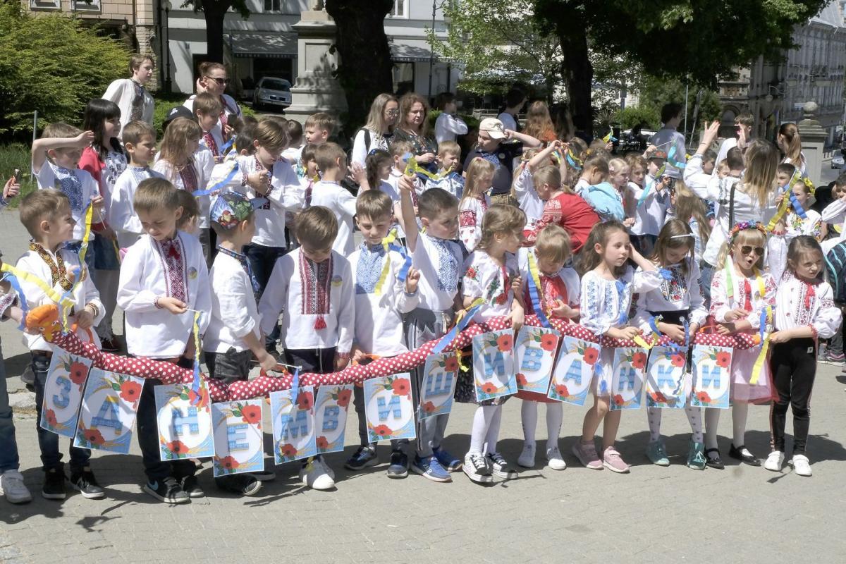Międzynarodowy Dzień Wyszywanki w Przemyślu [WIDEO]