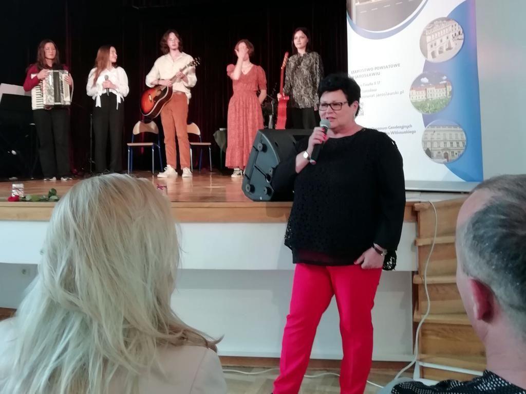 Uczniowie ZSDGiL charytatywnie i artystycznie