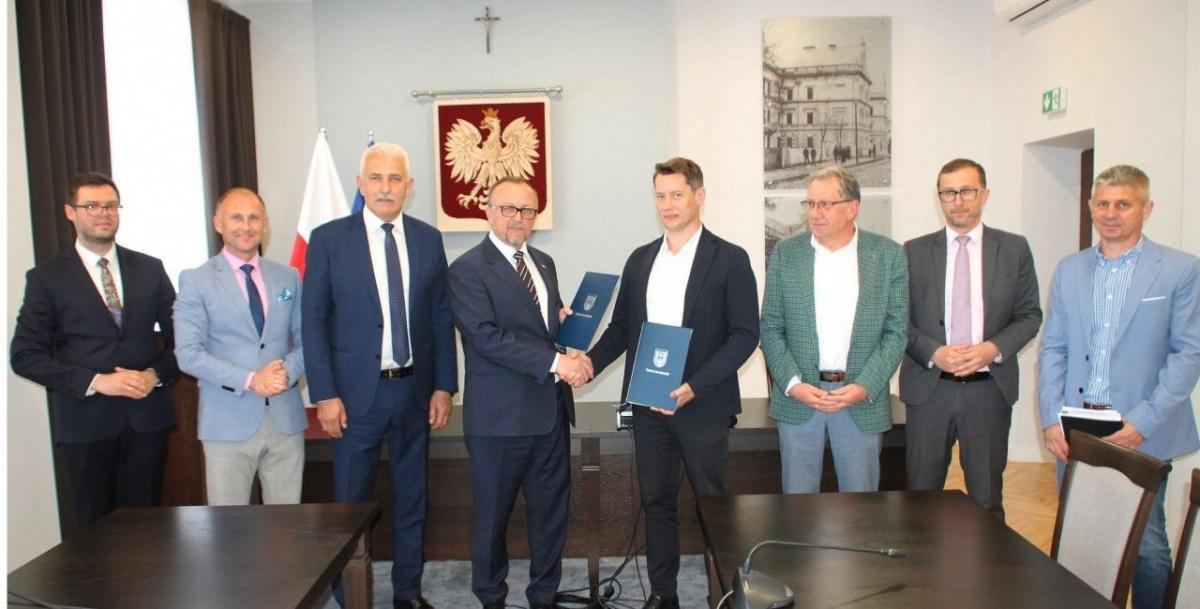 Polskie drogi. Inauguracja prac drogowych w powiecie