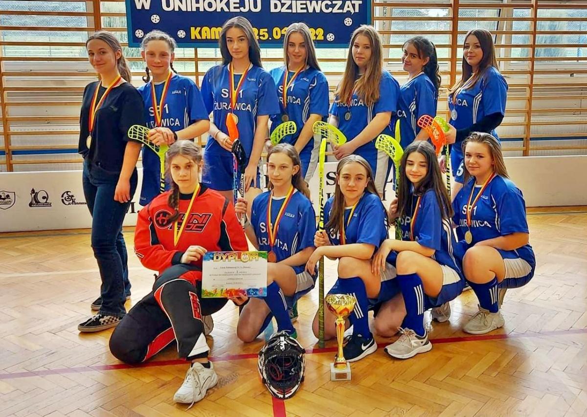 Medalowy plon żurawickich unihokeistów