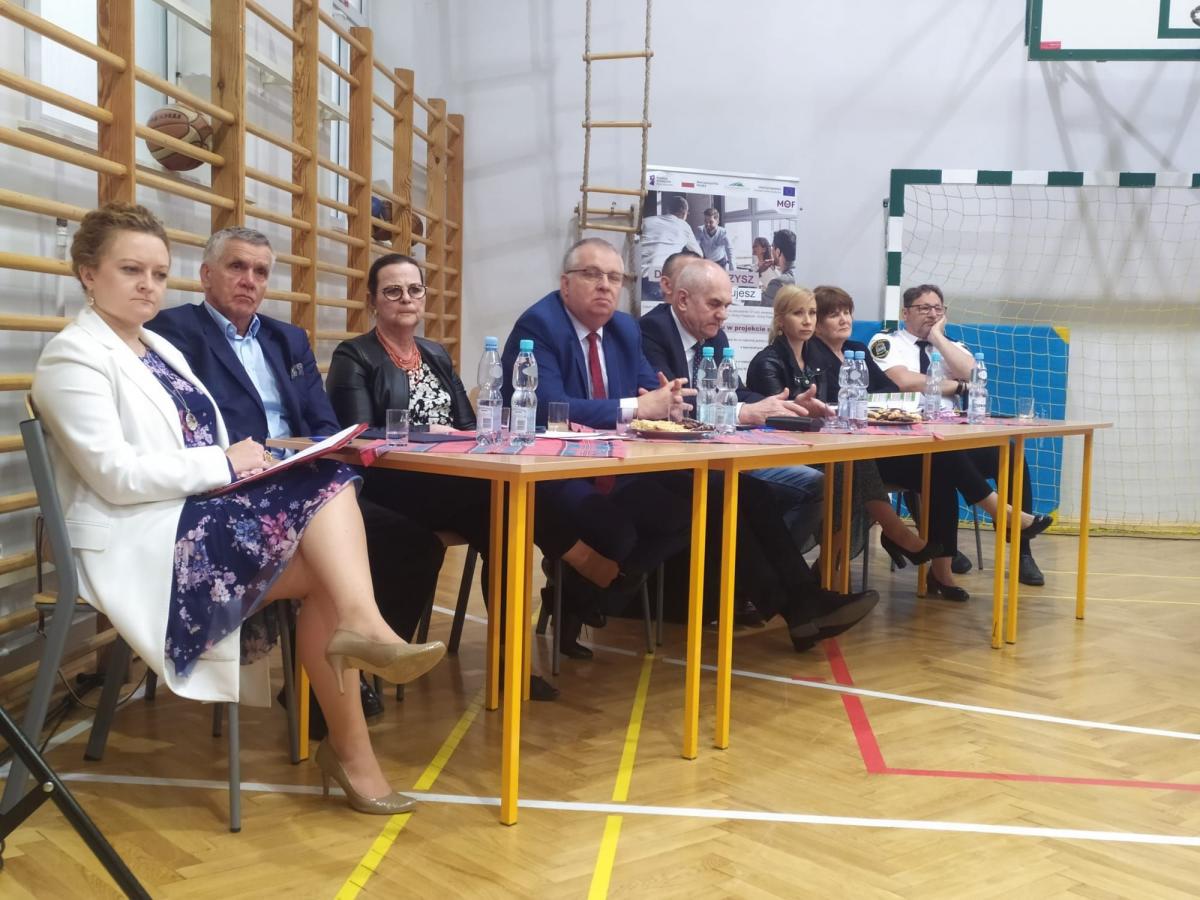 O problemach miasta i mieszkańców jarosławskiej dzielnicy nr VII 