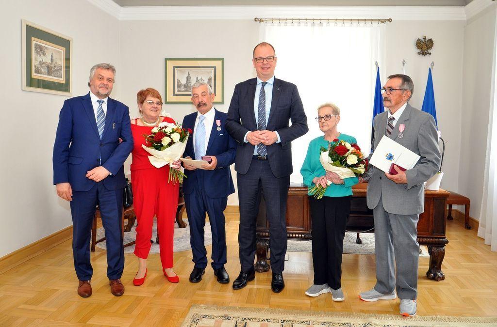 Małżeńskie jubileusze w przemyskim magistracie i przeworskim ratuszu