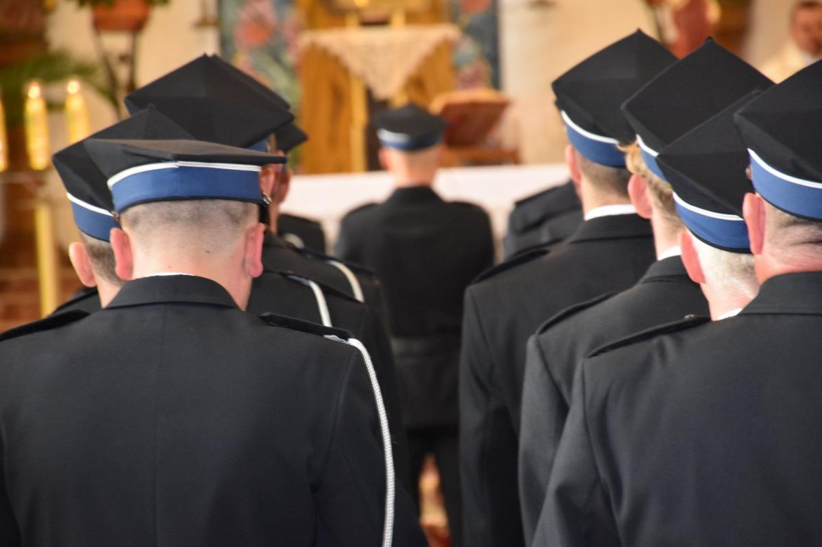 OSP w Krzeczowicach ma już cały wiek