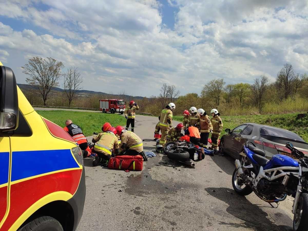 Izdebki: Czołowo zderzyli się dwaj motocykliści. Obaj z powiatu przemyskiego